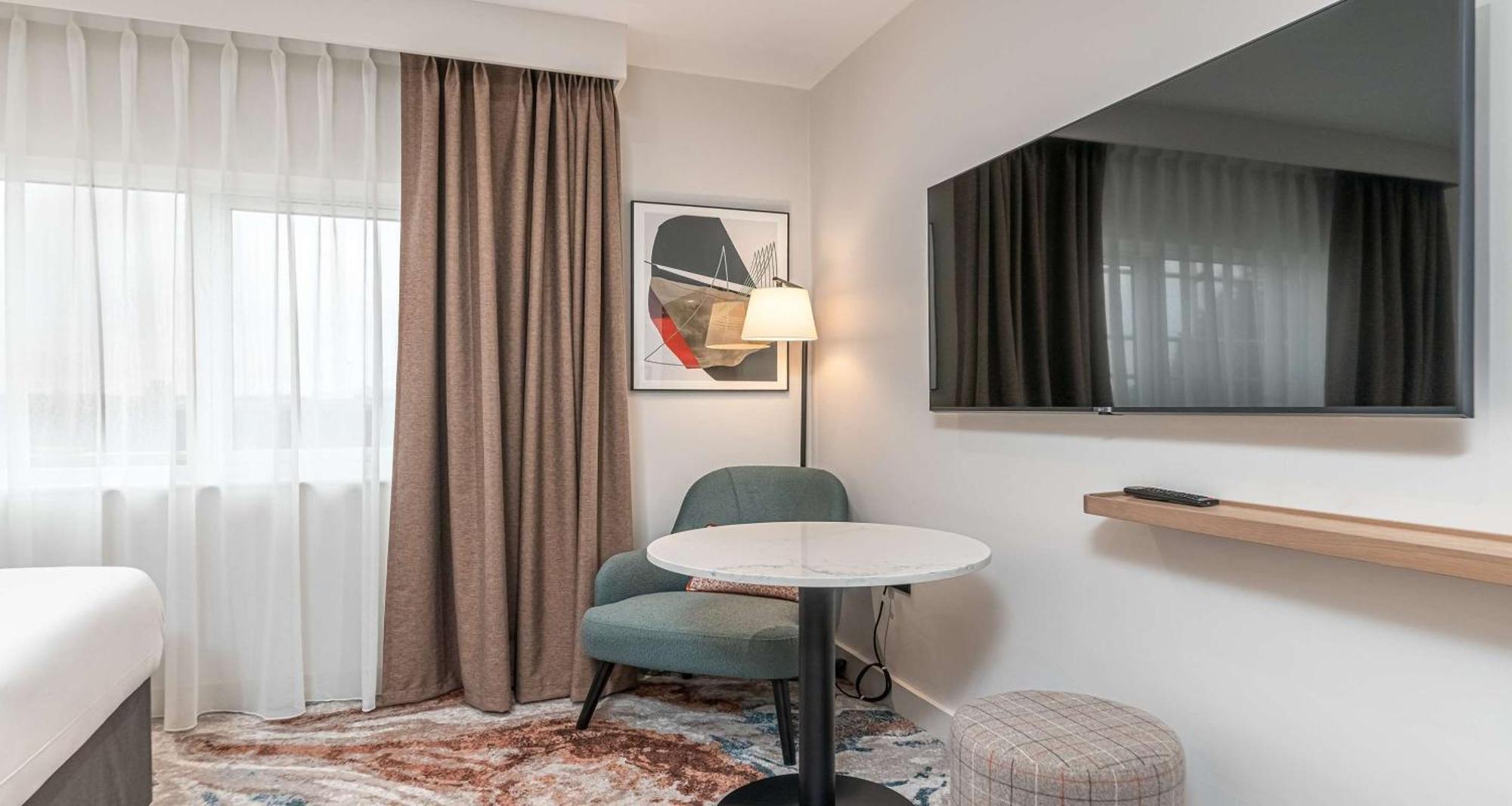 Best Western Rockingham Forest Hotel Corby Exterior photo