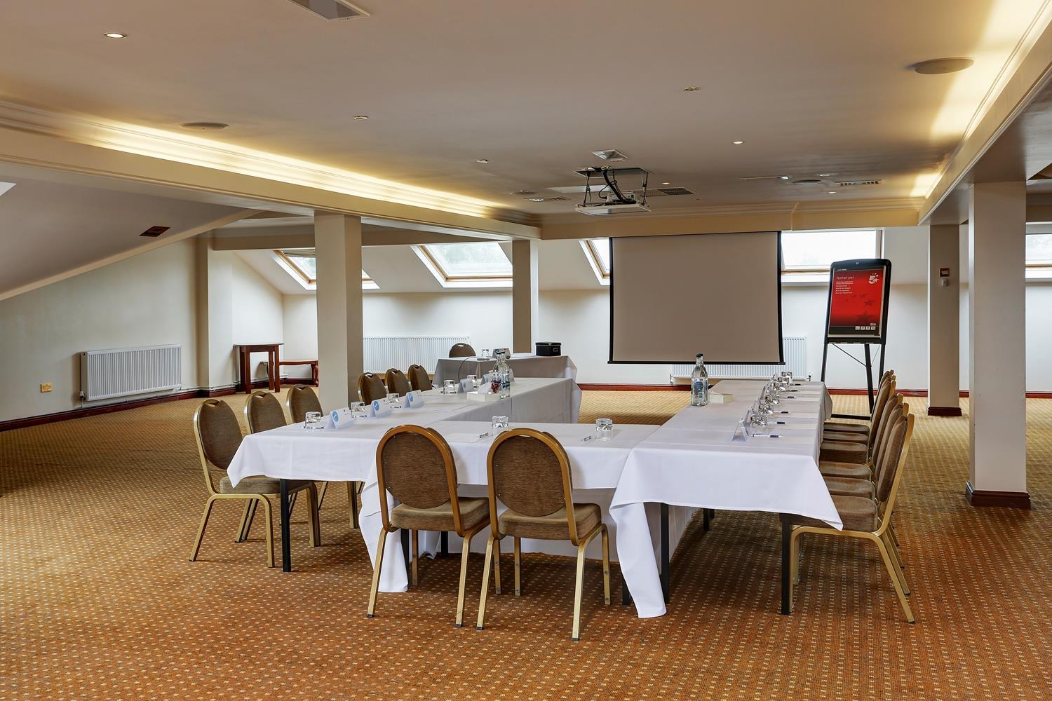 Best Western Rockingham Forest Hotel Corby Exterior photo